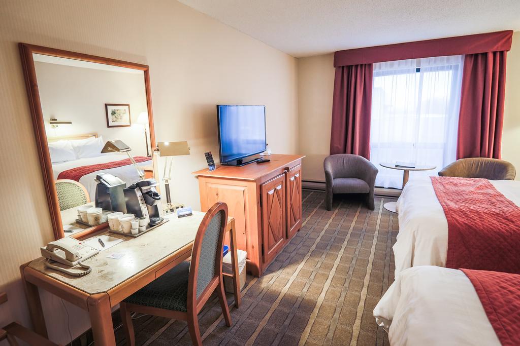 Hotels Gouverneur Труа-Рів'єр Екстер'єр фото